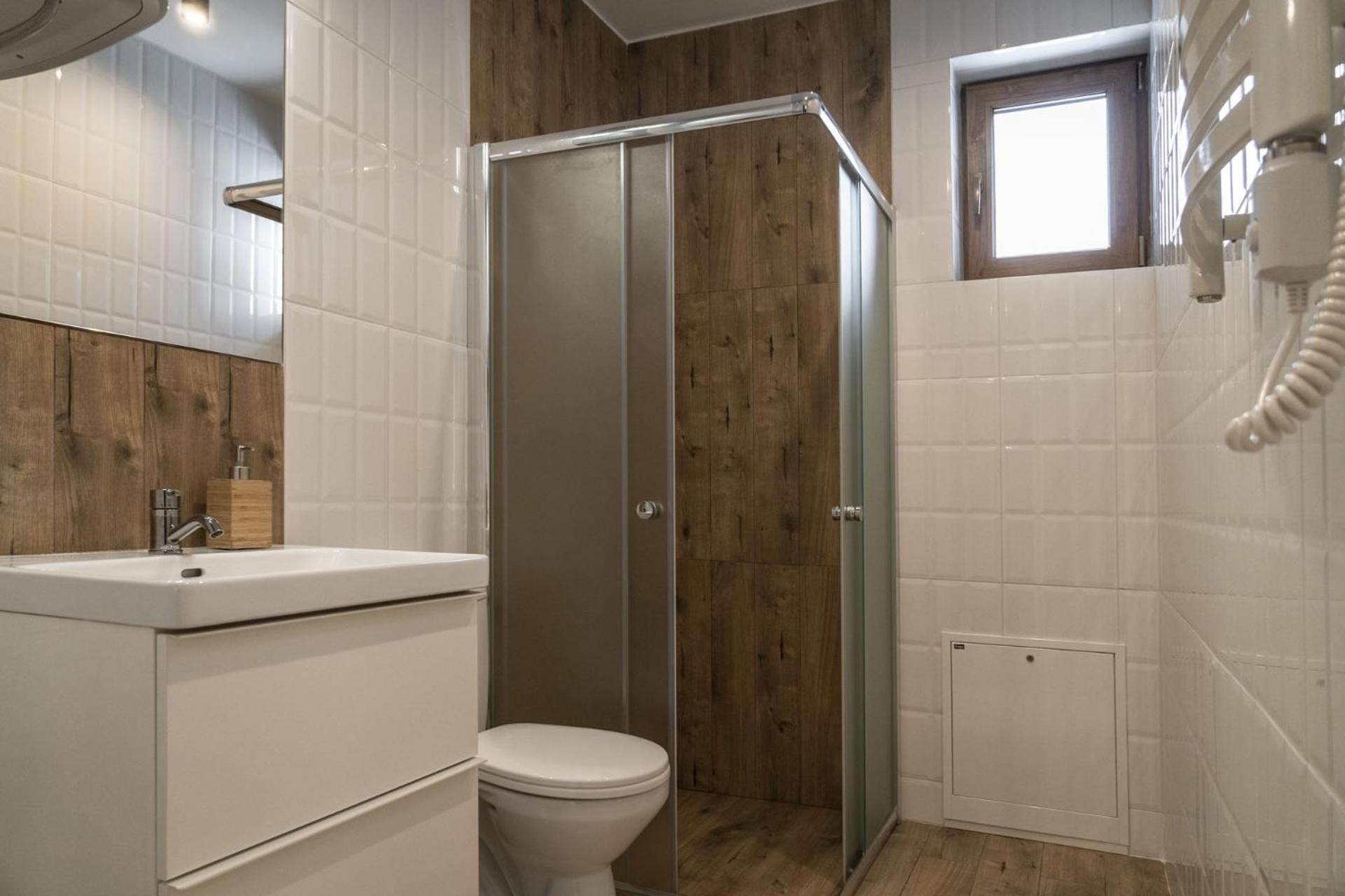 Jurajskie Pokoje Pod Lasem Bobolice  Extérieur photo