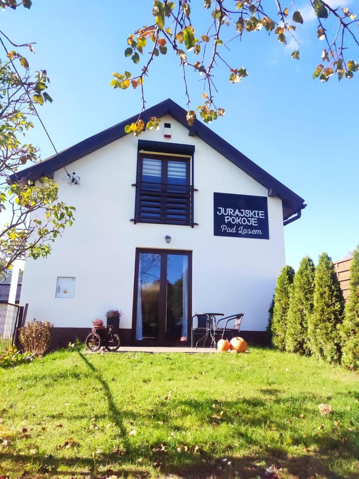 Jurajskie Pokoje Pod Lasem Bobolice  Extérieur photo